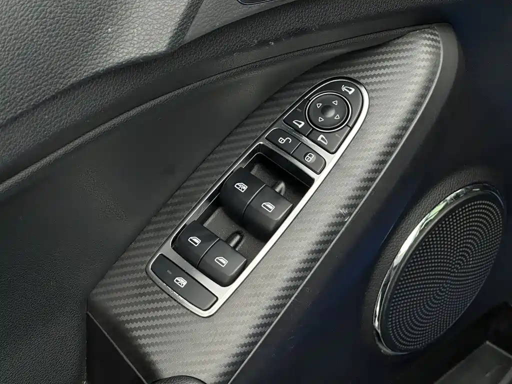 BYD Yuan EV — миниатюра 12