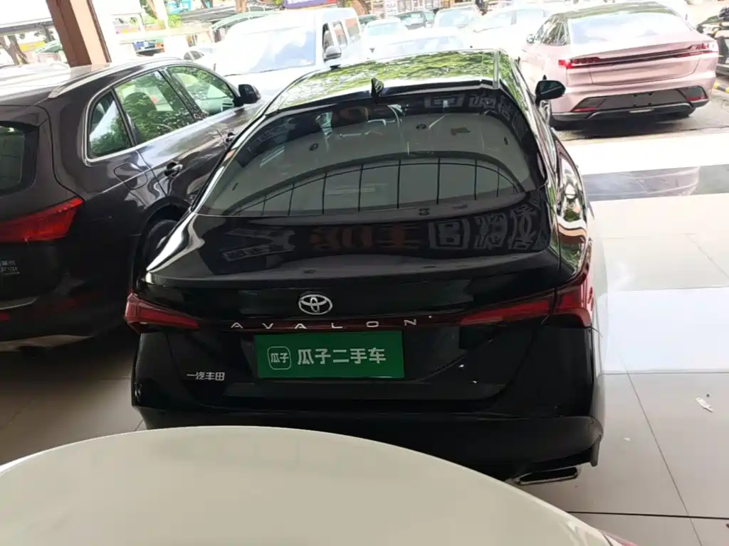 Toyota Avalon — миниатюра 6