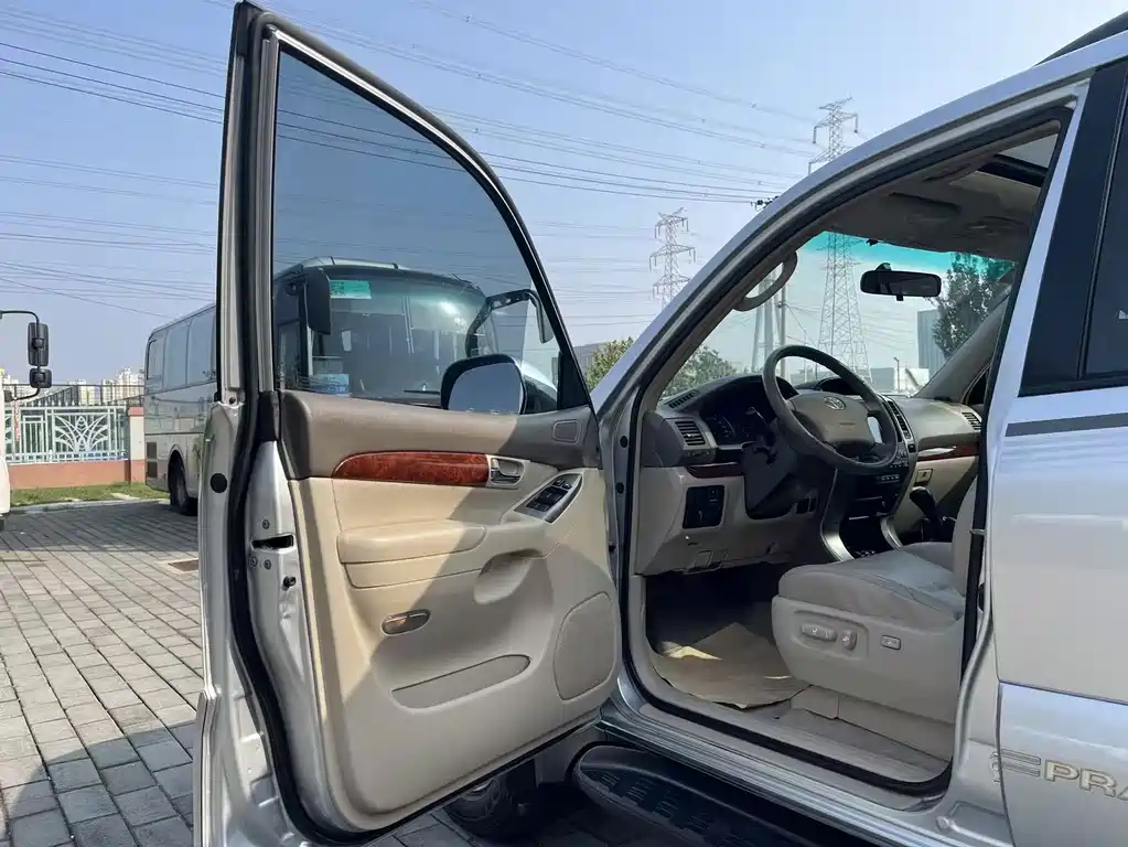 Toyota Prado — миниатюра 11