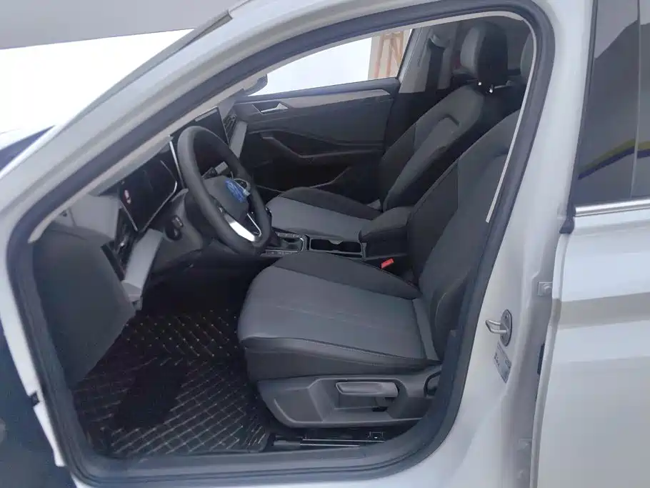 Volkswagen Sagitar — миниатюра 9