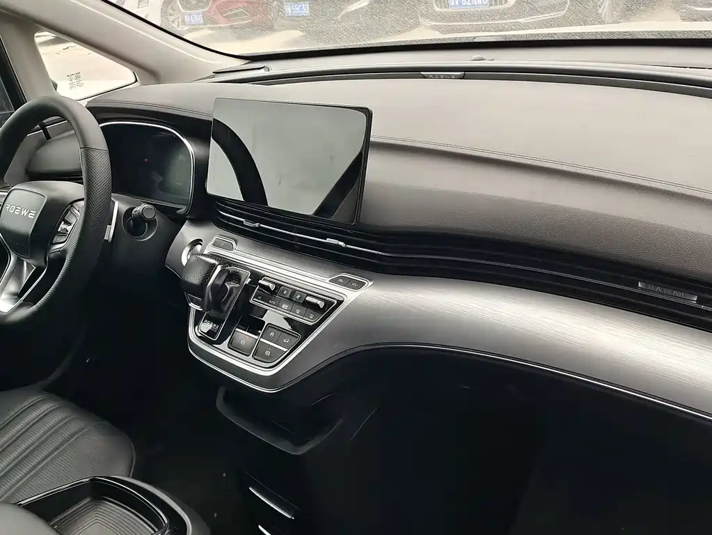 Roewe iMAX8 — миниатюра 5