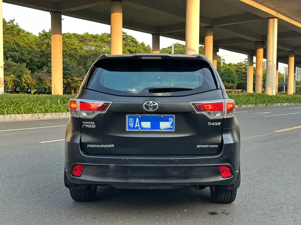 Toyota Highlander — миниатюра 19