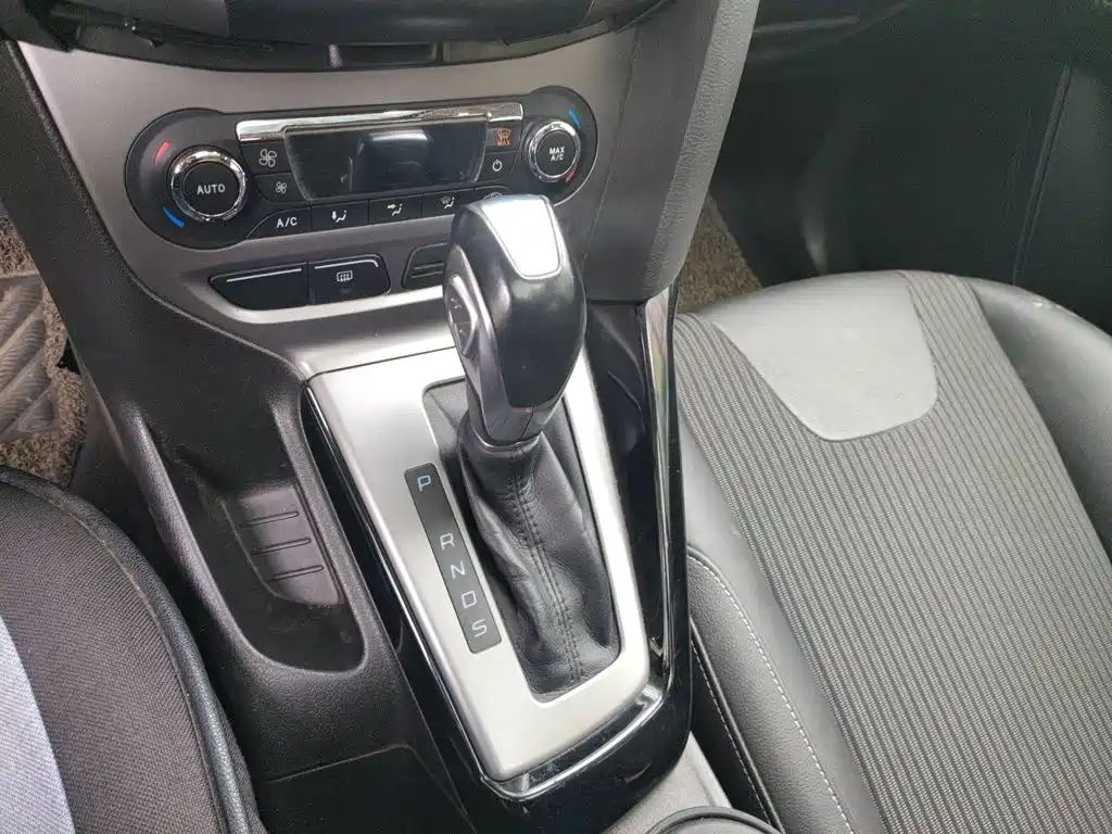 Ford Focus — миниатюра 15