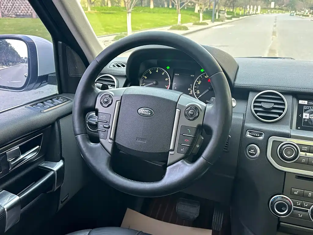 Land Rover Discovery — миниатюра 13