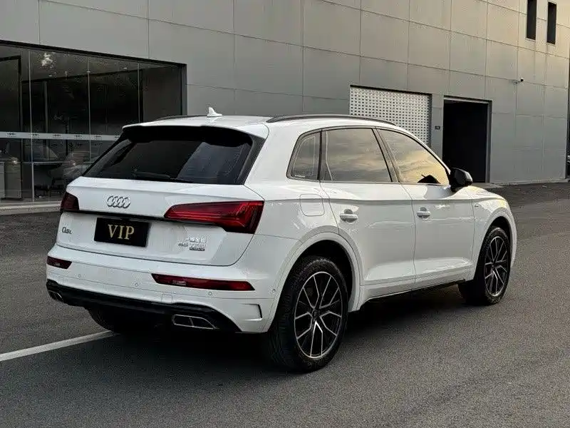 Audi Q5L — миниатюра 13