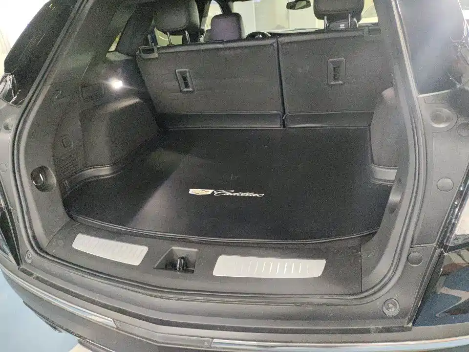 Cadillac XT5 — миниатюра 8