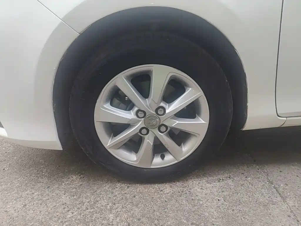 Toyota Yaris L — миниатюра 23