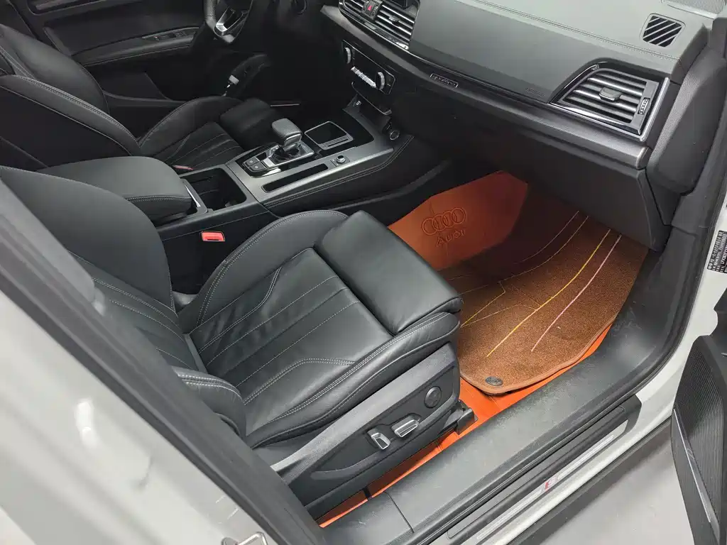 Audi Q5L — миниатюра 10
