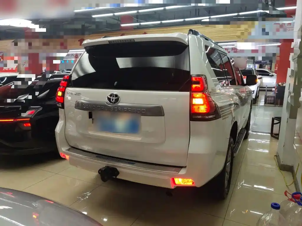 Toyota Land Cruiser Prado 2018 3.5L AT SX