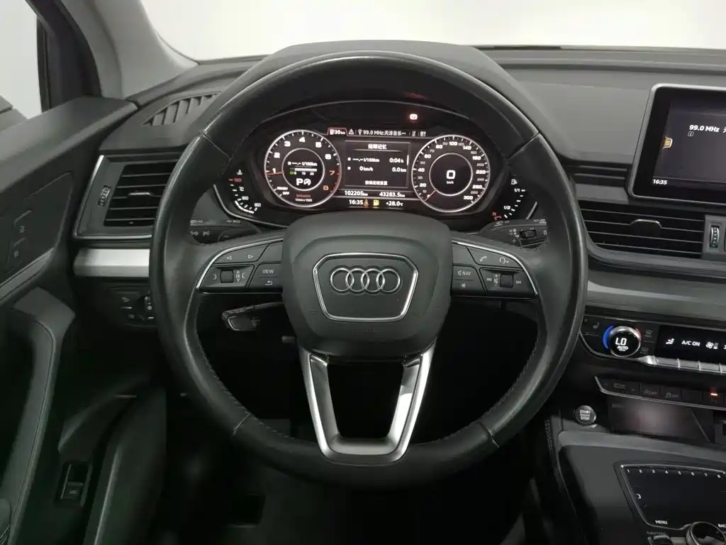 Audi Q5L — миниатюра 11