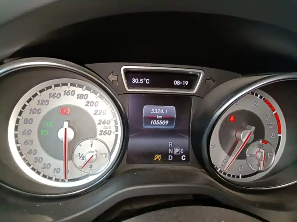 Mercedes-Benz GLA — миниатюра 12