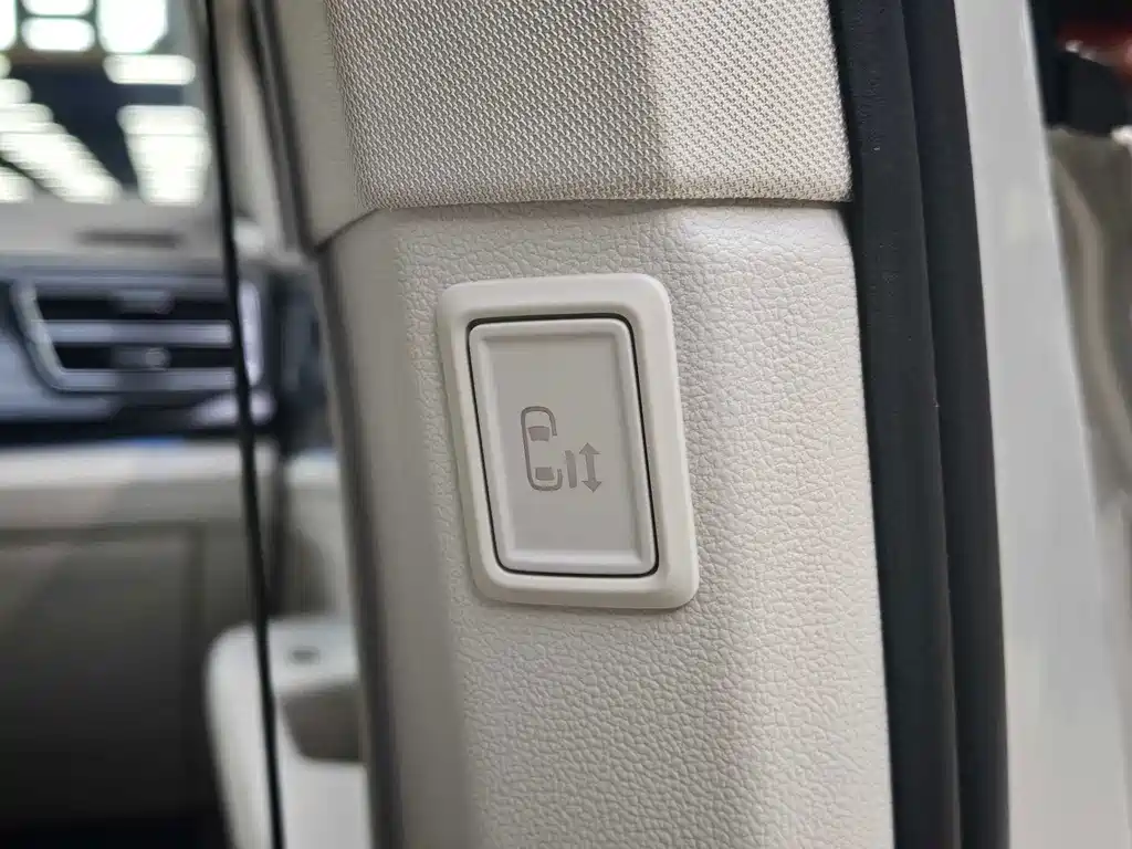 Volkswagen Viloran — миниатюра 19