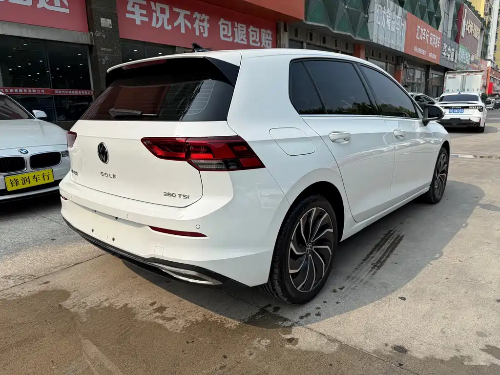Volkswagen Golf — миниатюра 6