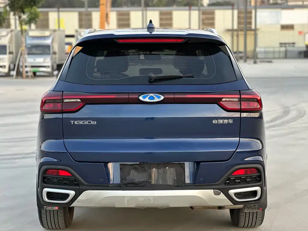 CHERY TIGGO 8