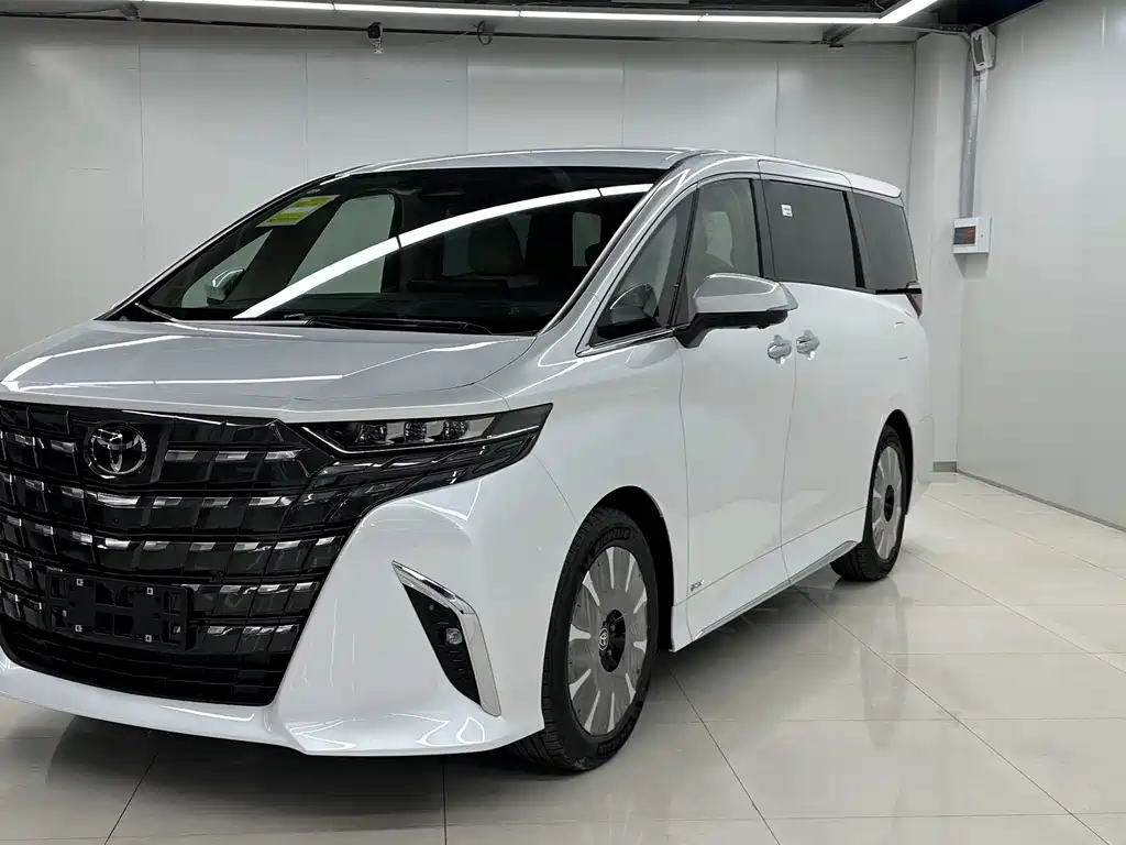 Toyota Alphard 0