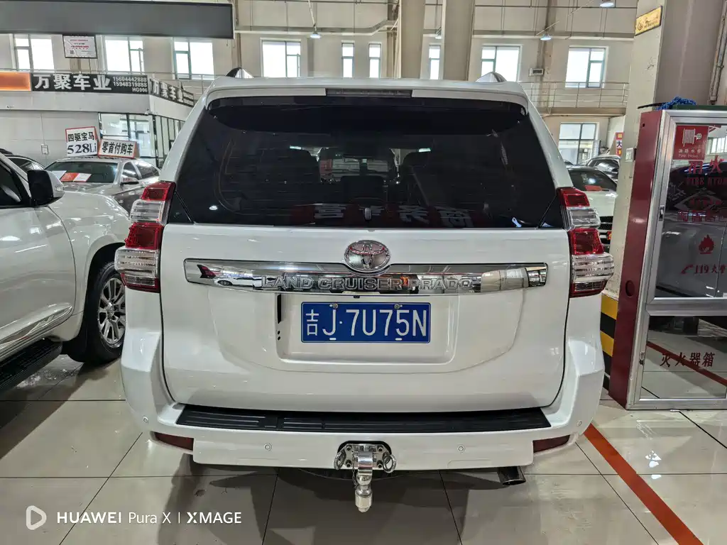 Toyota Land Cruiser Prado 2014 4.0L AT VX NAVI