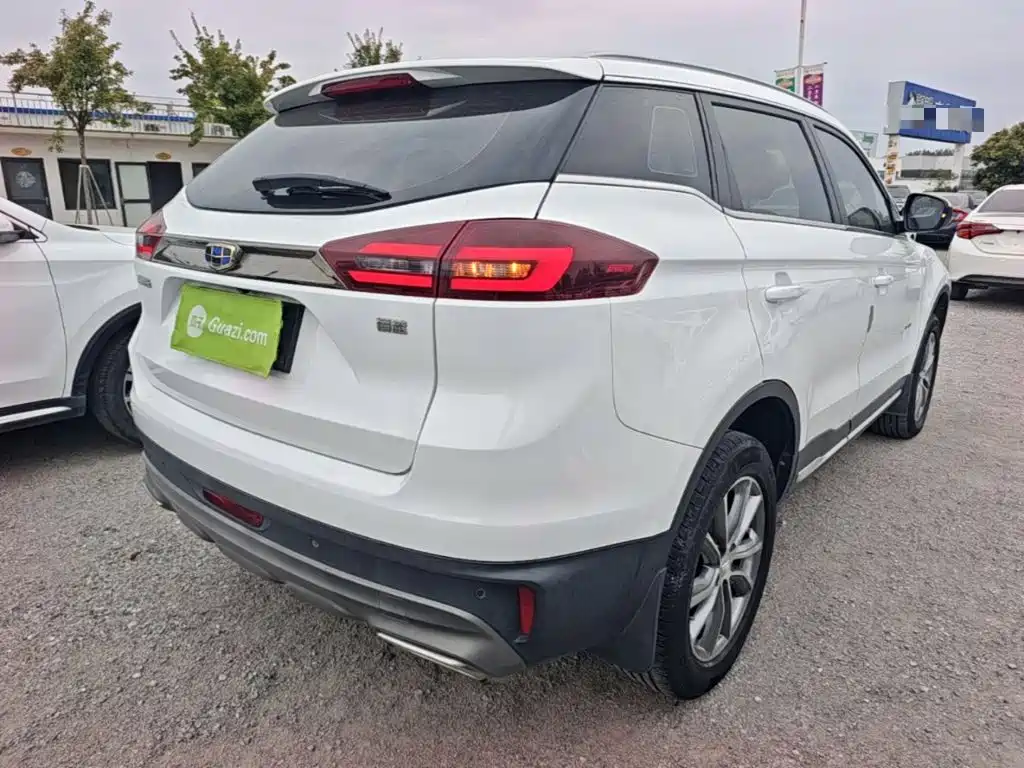 Geely Boyue — миниатюра 7