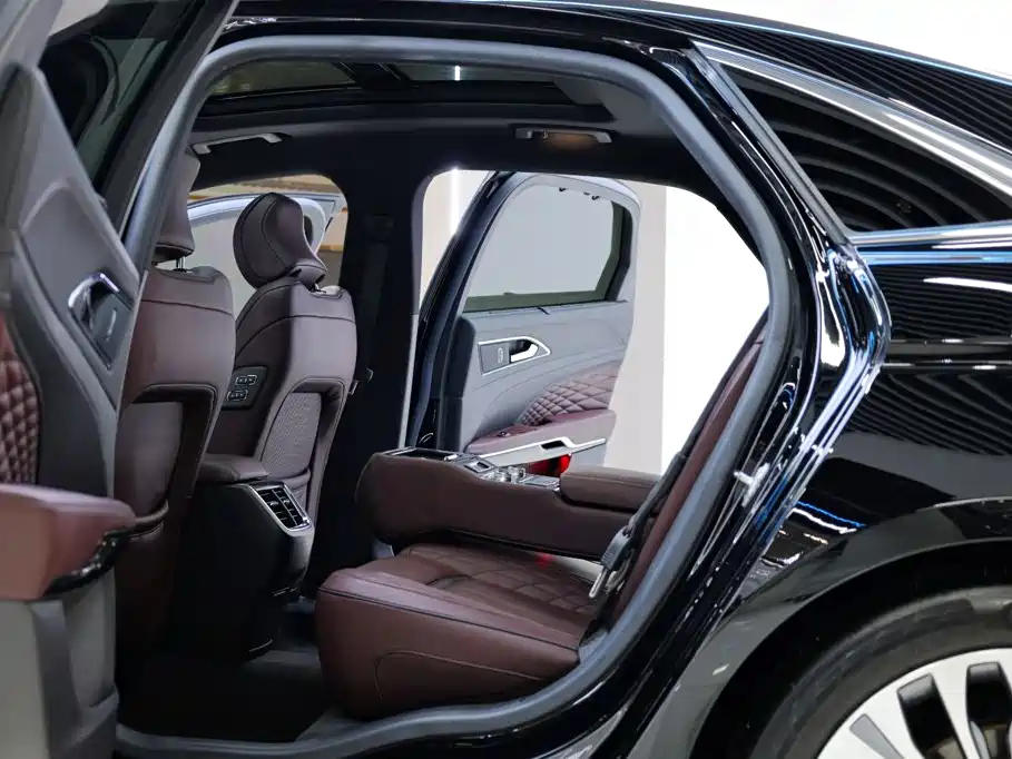 Ford Taurus — миниатюра 29
