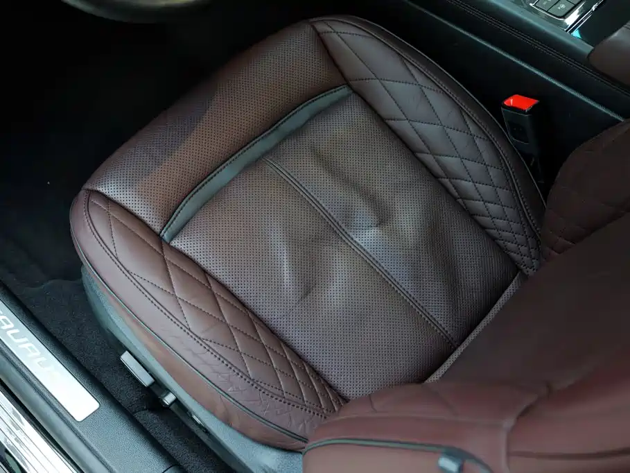 Ford Taurus — миниатюра 28