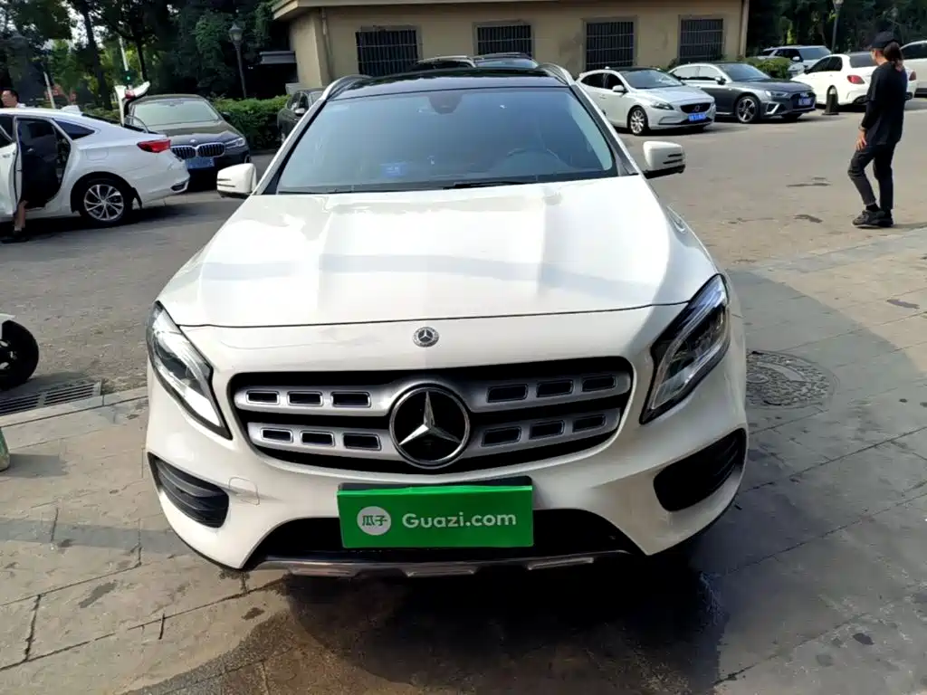 Mercedes-Benz GLA — миниатюра 3