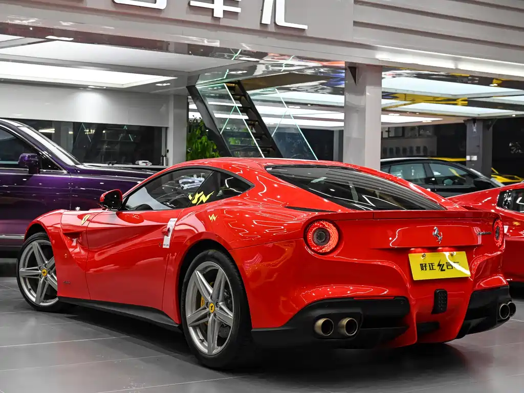 FERRARI F12BERLINETTA