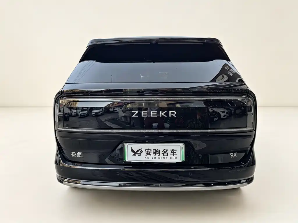 Zeekr 9X 2025 Ultra 70kWh