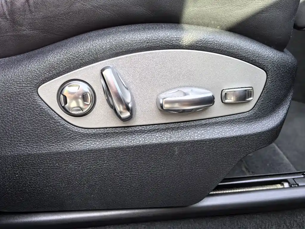 Porsche Macan — миниатюра 15