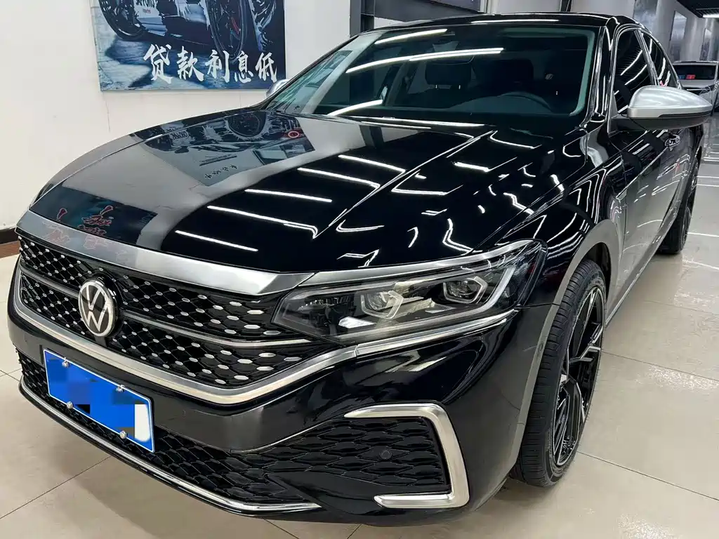 Volkswagen Passat 2022