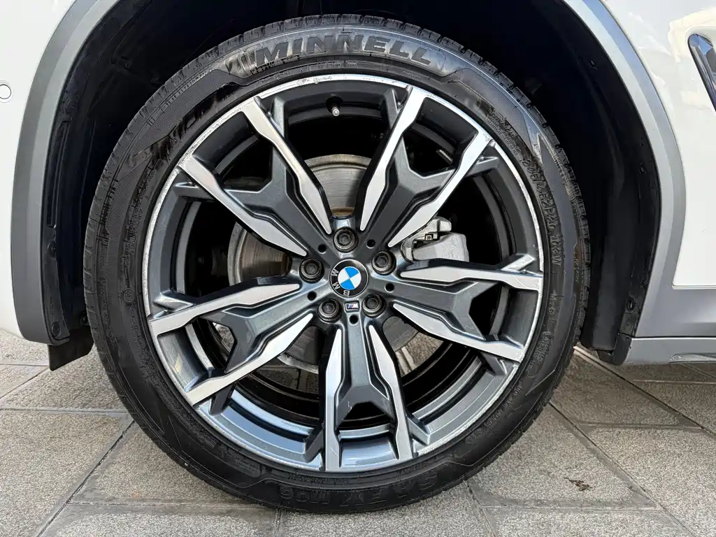 BMW X4 — миниатюра 14