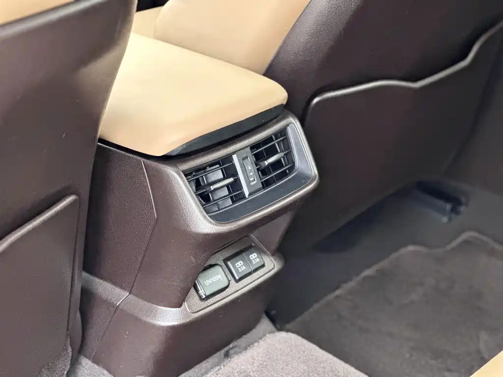 Lexus ES — миниатюра 6