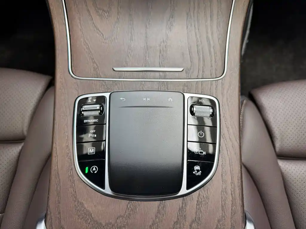Mercedes-Benz GLC — миниатюра 15