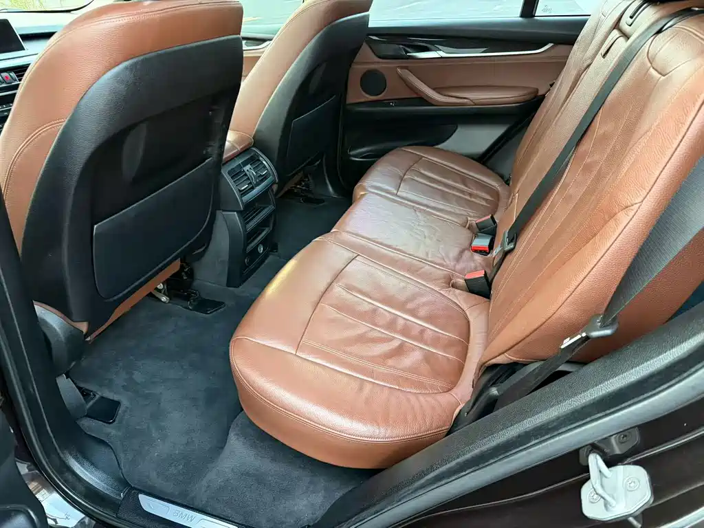BMW X5 (Import) — миниатюра 5