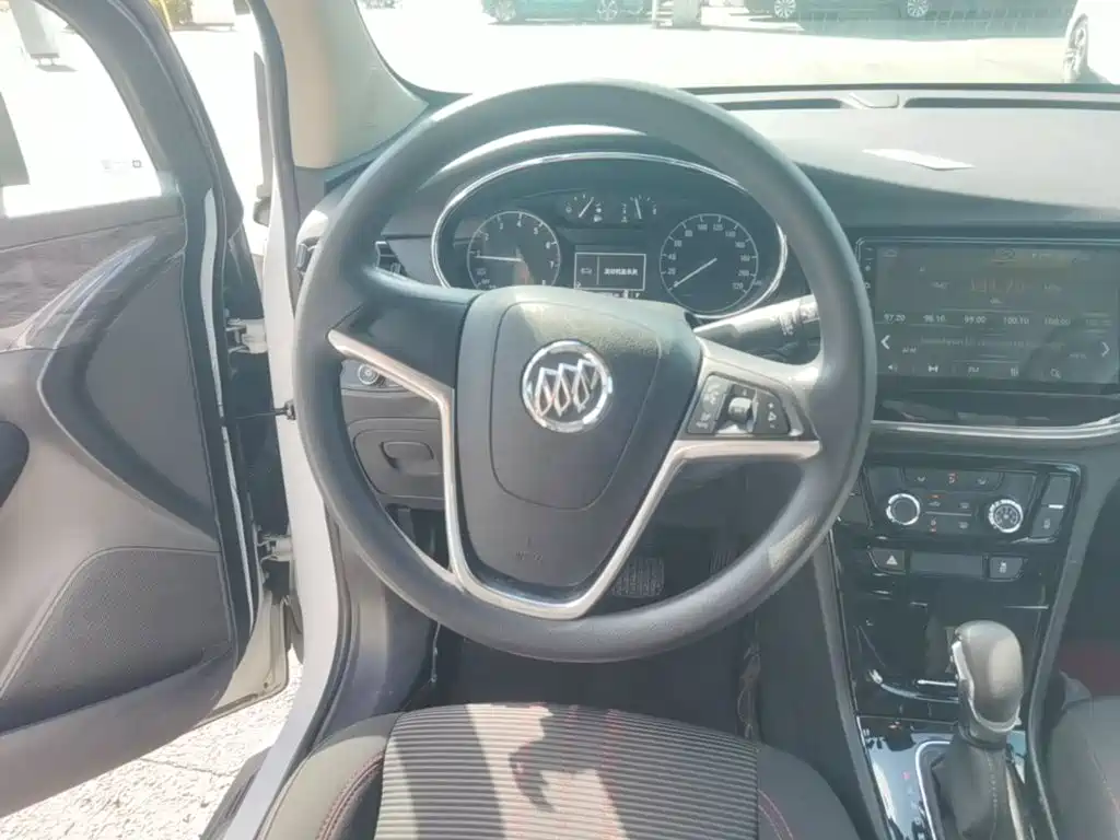Buick Encore — миниатюра 15