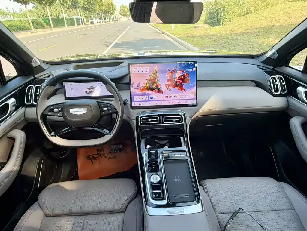 Geely Boyue L — миниатюра 6