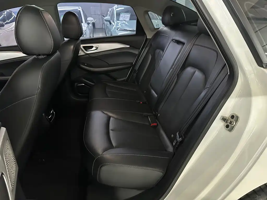 Roewe Feifan ER6 — миниатюра 13