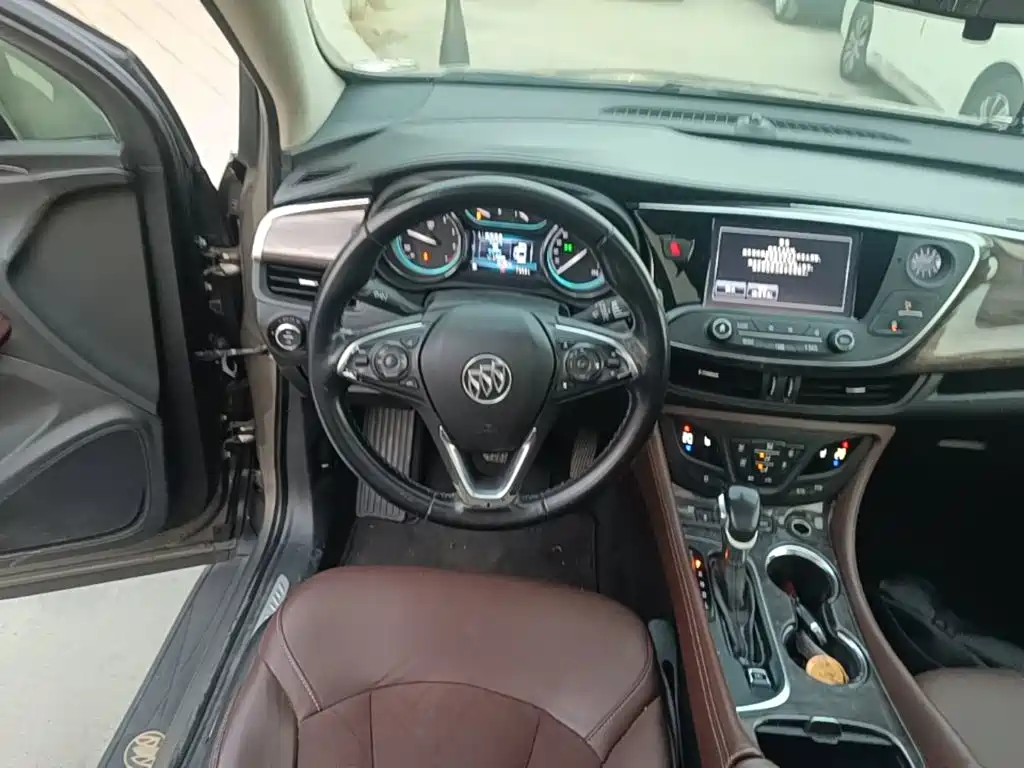 Buick Envision Plus — миниатюра 11