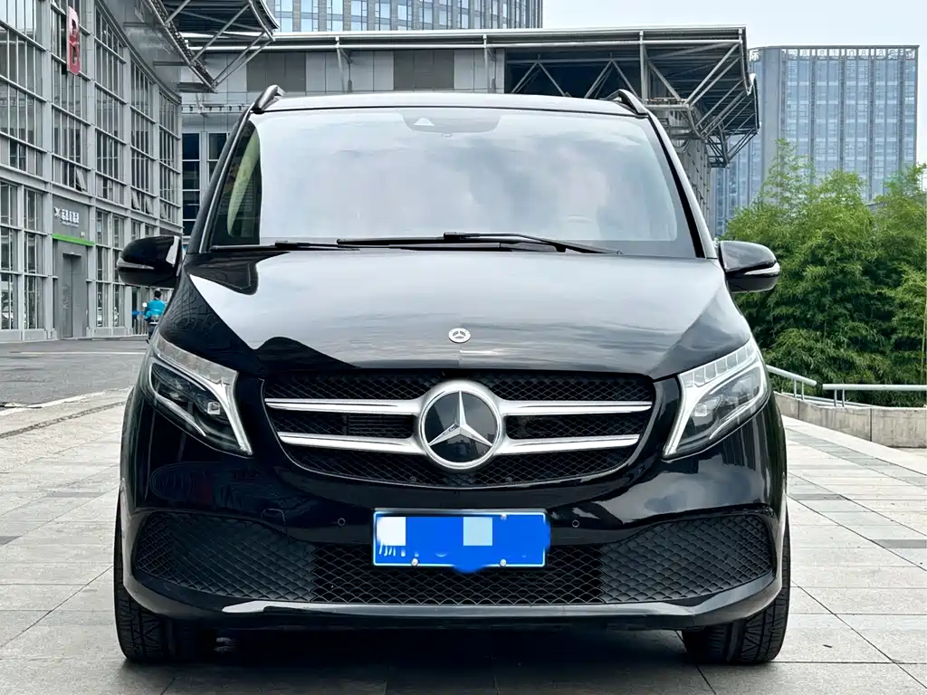 Mercedes-Benz V-Class — миниатюра 2