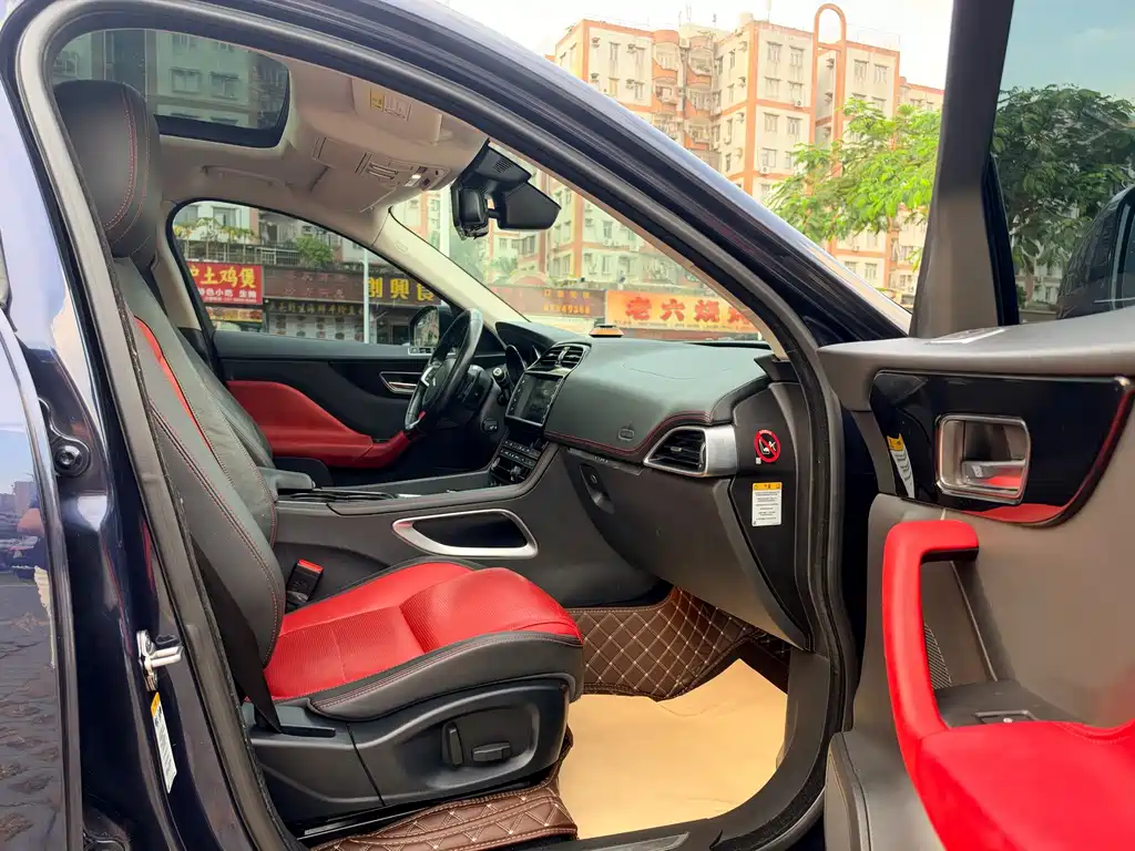 Jaguar F-PACE — миниатюра 14