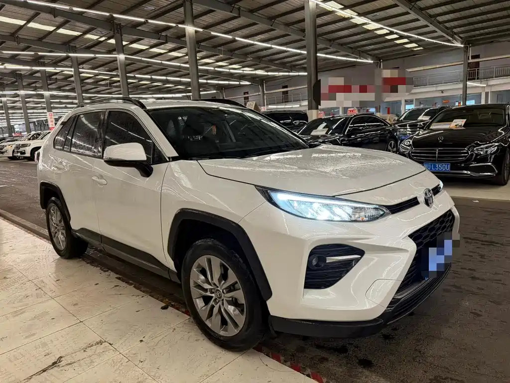 Toyota Wildlander — миниатюра 3