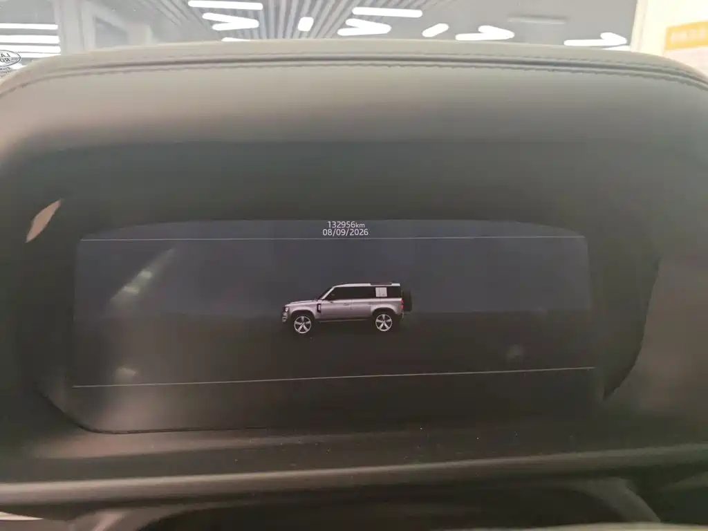 Land Rover Defender — миниатюра 6