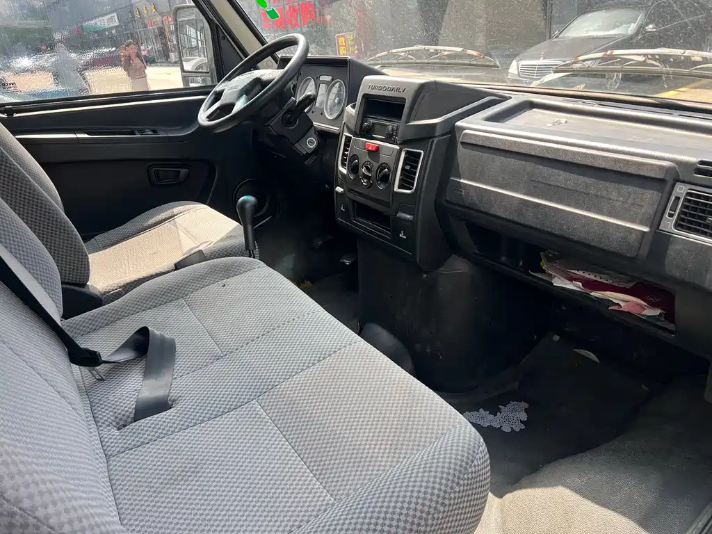 IVECO Daily — миниатюра 5