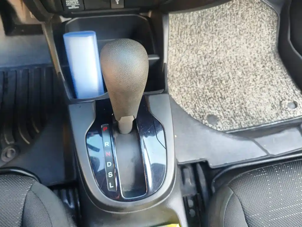 Honda Fit — миниатюра 10
