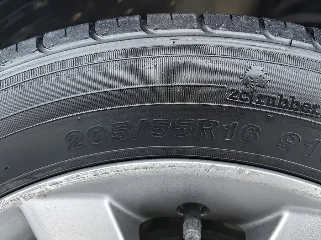 Hyundai Elantra Langdong — миниатюра 24