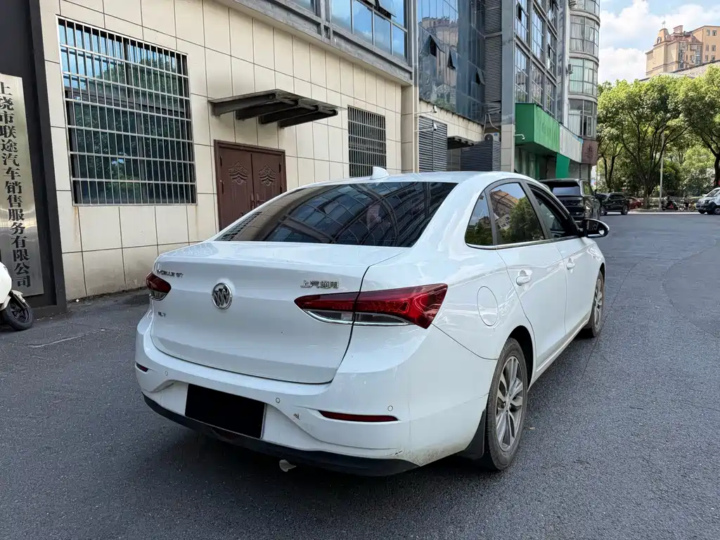 Buick Excelle — миниатюра 5