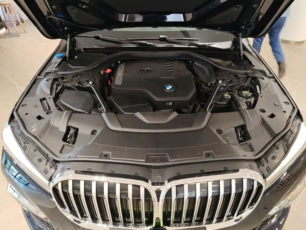 BMW 7 Series — миниатюра 25
