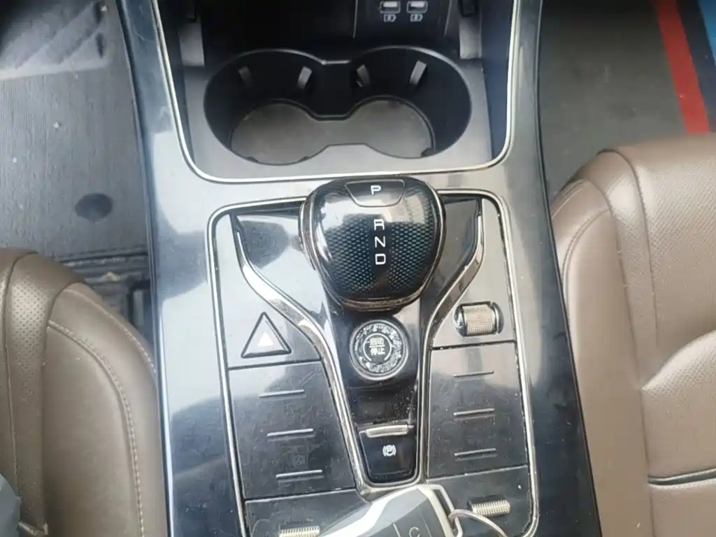 BYD Han — миниатюра 14