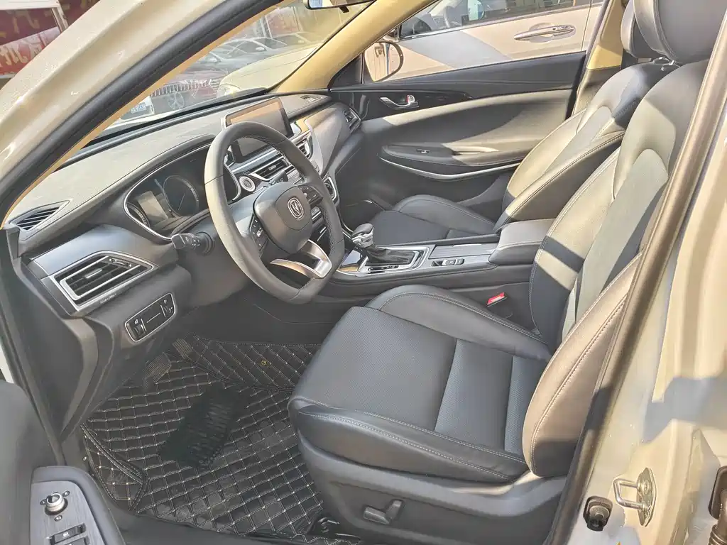 Changan Ruicheng CC — миниатюра 4