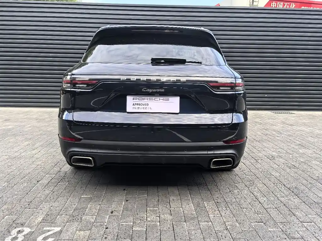 Porsche Cayenne — миниатюра 6