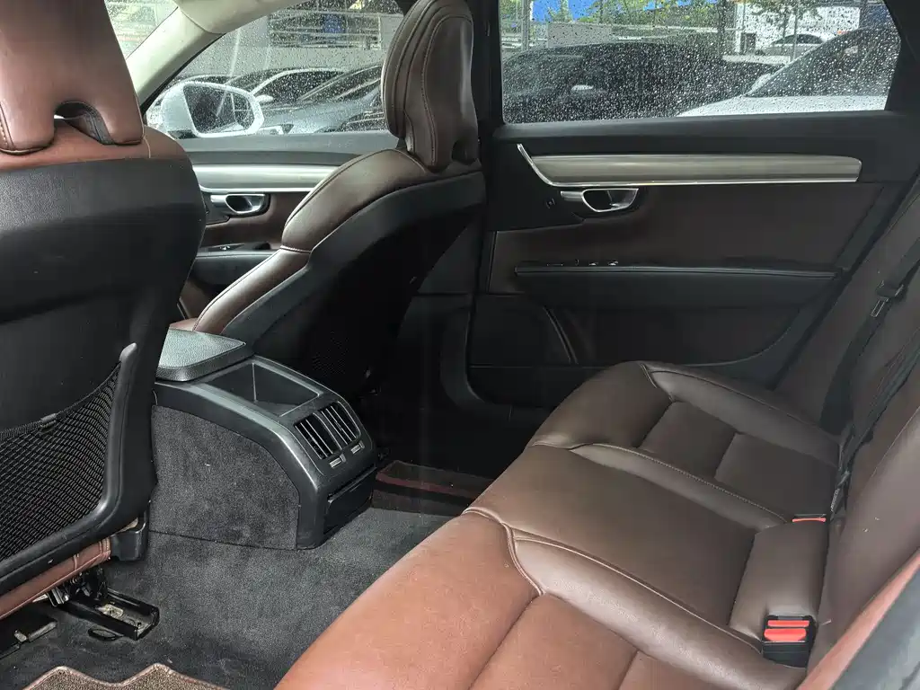 Volvo S90 2020 T4 Luxury
