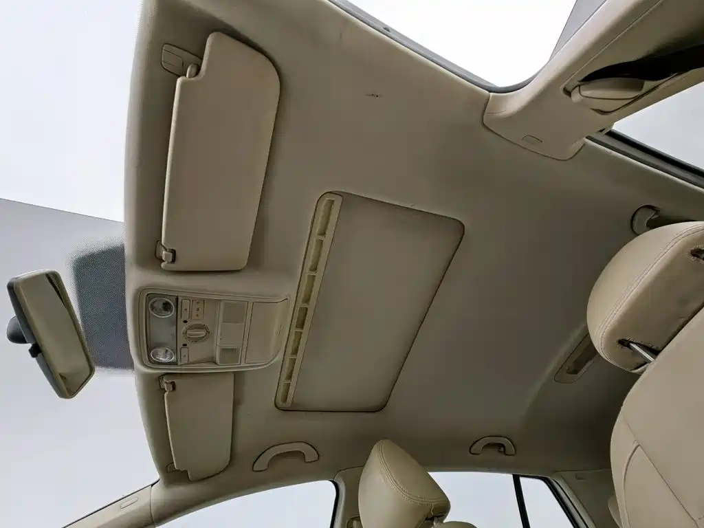 Volkswagen Golf — миниатюра 14
